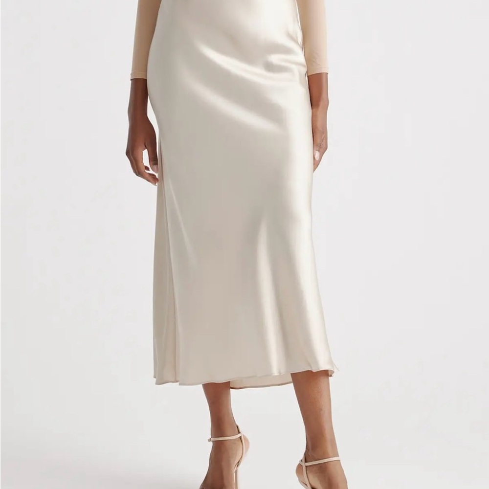Elegant Cream Midi Skirt